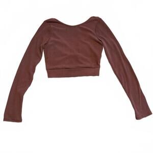 Women's Long Sleeve Ribbed Crop Top with Cutout Detail, Size M